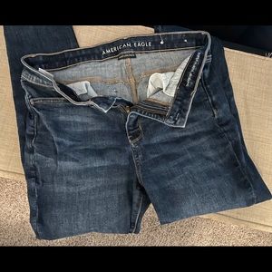 American Eagle Super High Rise Jegging Size 10